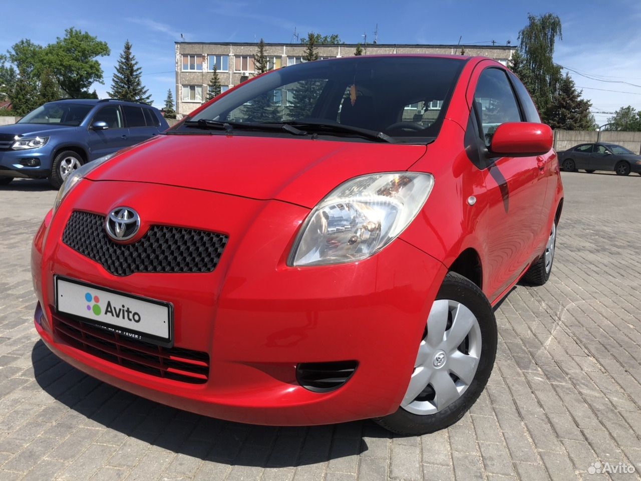 Тойота ярис челябинск. Toyota Yaris 2007. Тойота Yaris 2007. Тойота Ярис 2007 фото. Тойота Ярис фуксия.