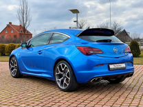 Opel Astra OPC 2012