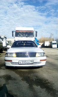 Toyota Crown 2.4 AT, 1993, седан