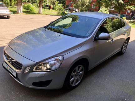 Volvo S60 2.5 AT, 2012, седан