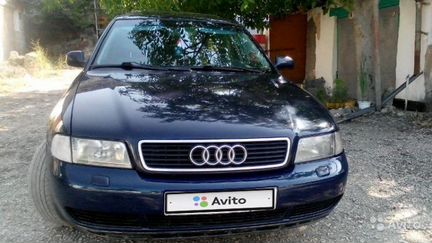 Audi A4 1.8 МТ, 1997, седан