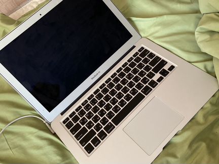 Apple MacBook Air 2010