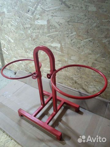 Подставка для кормления собаки