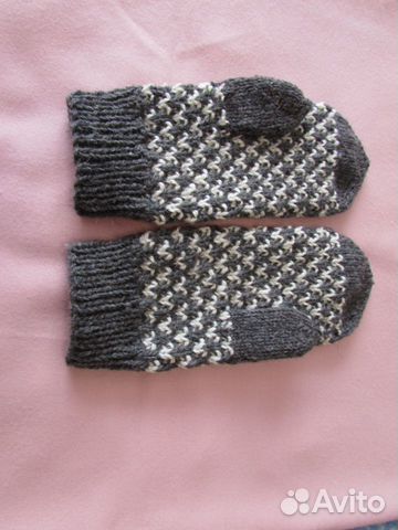 Варежки женские с жаккардовым узором