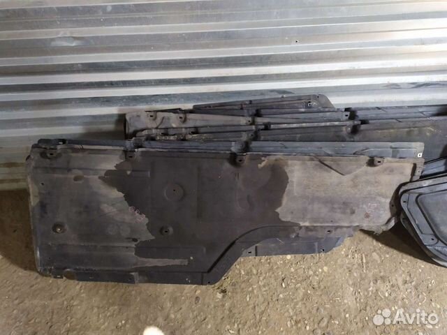 Пыльник бмв Е60