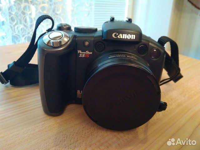 Компактный фотоаппарат