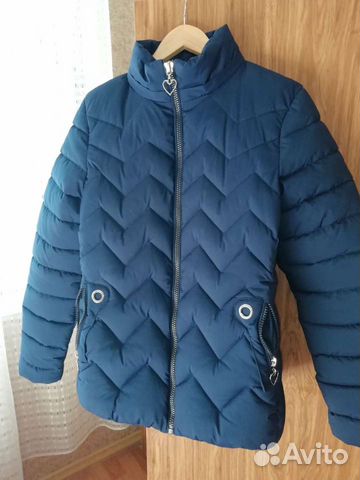 Продаю зимняя женскую куртку 46-48размер 500