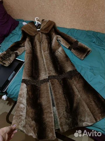 Шуба мутоновая с капюшоном