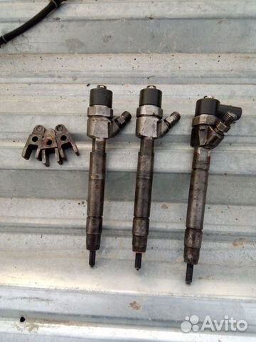 Форсунка Мерседес A6110700587 0445110012 2.2 CDi