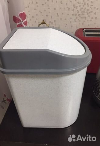 Контейнер для мусора 5л