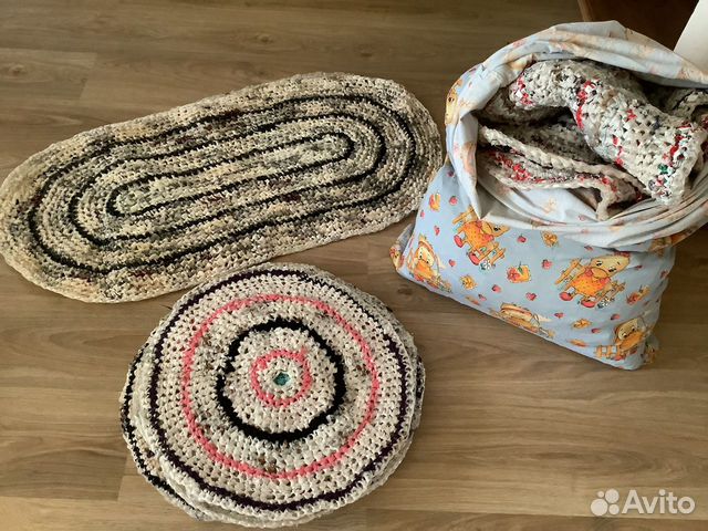 Коврики из полиэтиленовых полосок