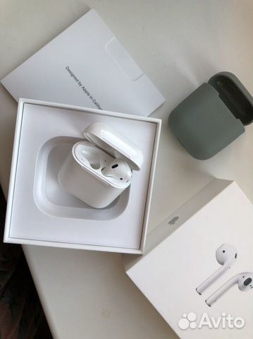 Беспроводные наушники apple airpods