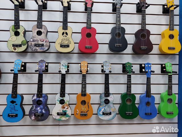Укулеле в ассортименте