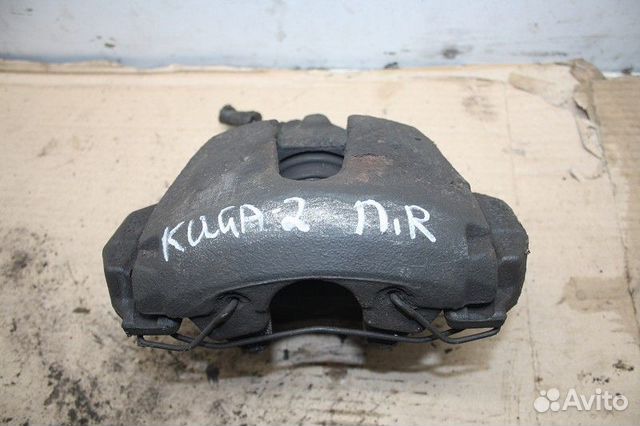 Суппорт передний правый ford kuga II 2012