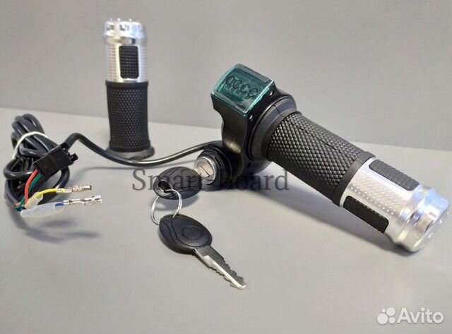Ручка газа с замком зажигания для электросамоката