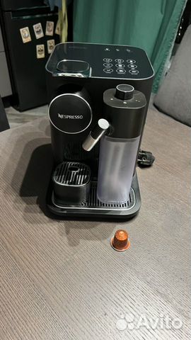 Кофемашина Nespresso Gran Lattissima