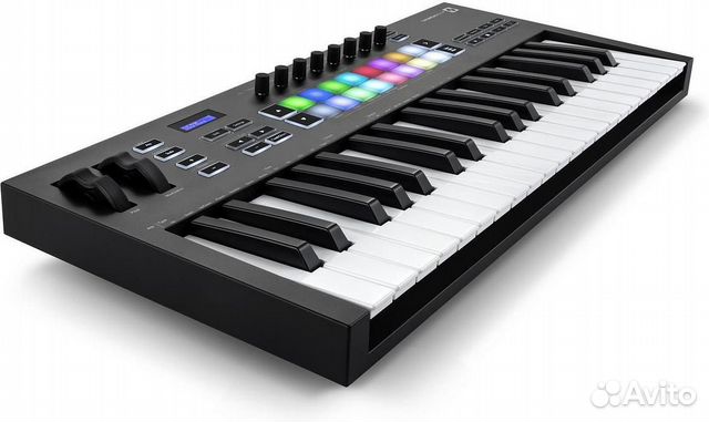 Midi-клавиатура Novation Launchkey 37 MK3