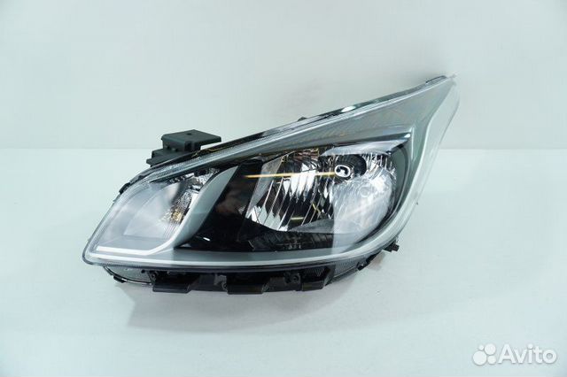 Фара левая Kia Rio 4 2017