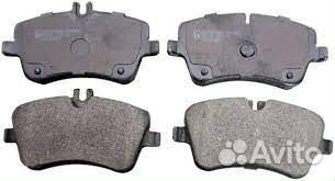 Передние тормозные колодки Mercedes C-Class (203)