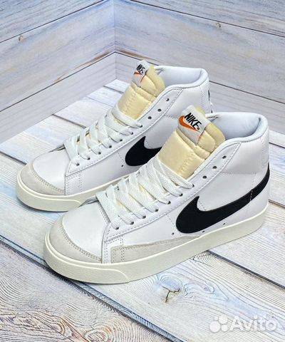 Кроссовки Nike Blazer Mid