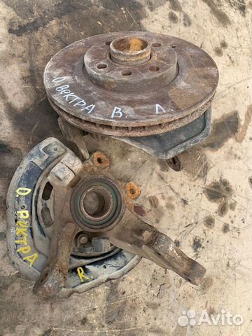 Кулак поворотный передний Opel Vectra B 1995-1999