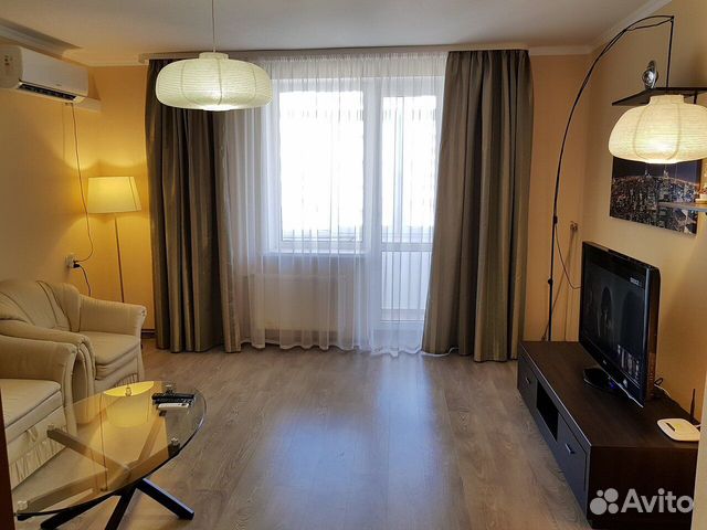 

2-к. квартира, 70 м², 3/5 эт.