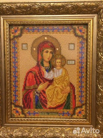 Икона вышитая бисером Образ Пресвятой Богородицы