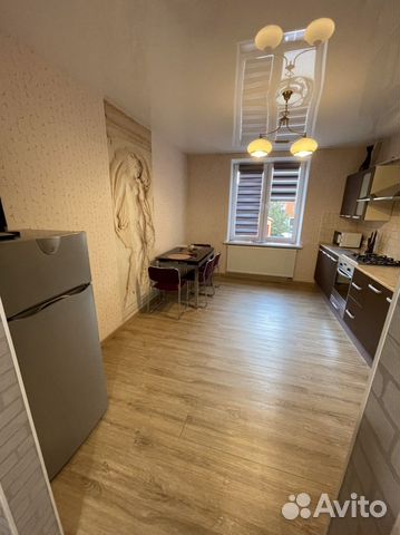 

2-к. квартира, 71 м², 2 кровати