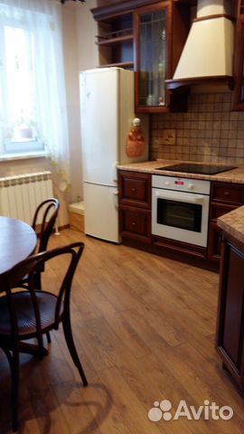 2-к квартира, 64 м², 6/10 эт.