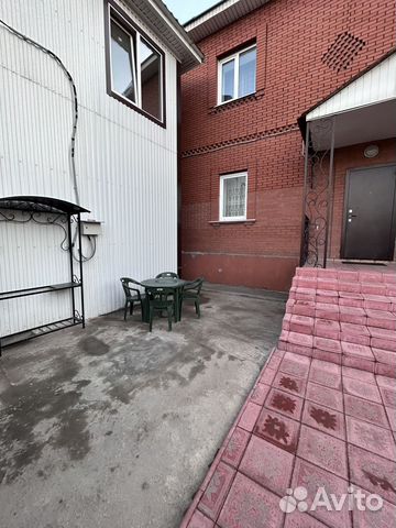 

5-к. коттедж, 200 м²