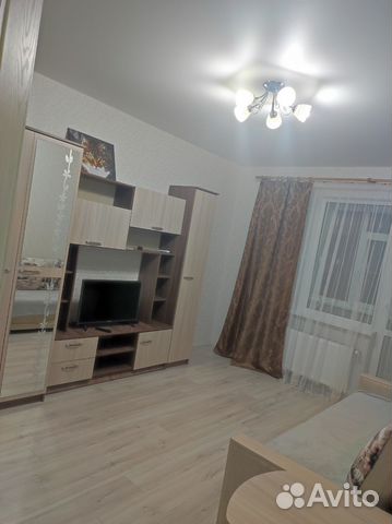 

1-к. квартира, 35 м², 6/10 эт.