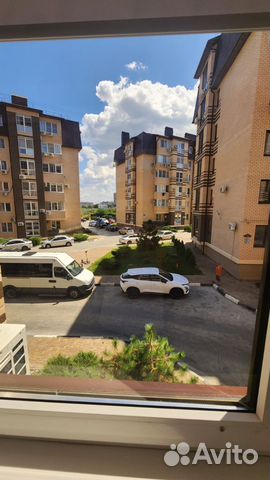

2-к. квартира, 70 м², 2/6 эт.