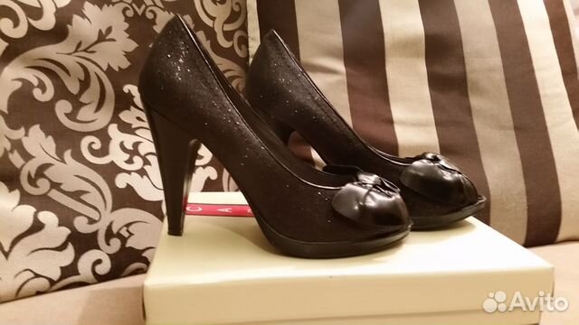 Новые босоножки Carnaby