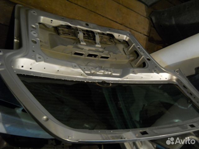 Volkswagen Touran Крышка багажника