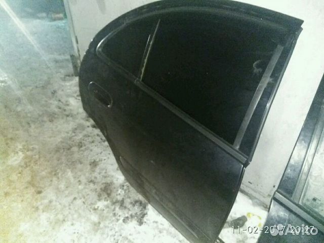 Дверь правая передняя и задняя на ниссан альмера Дверь правая передняя и задняя на ниссан альмера
