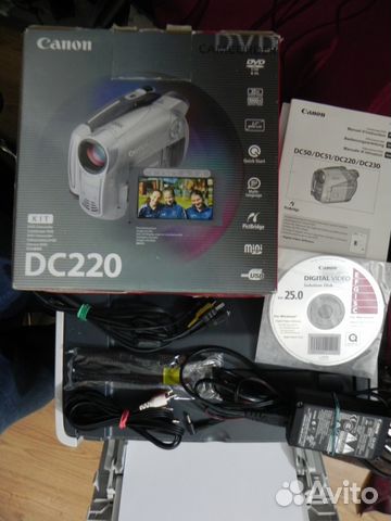 Видеокамера Canon DC220