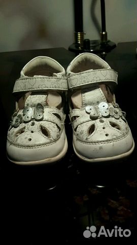 Сандали Капика