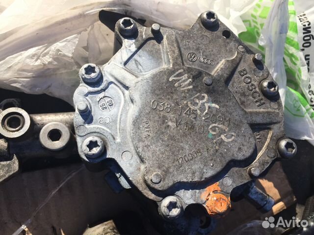 Насос вакуумный 1.9TDi 038145209M VW Passat B5+ B6