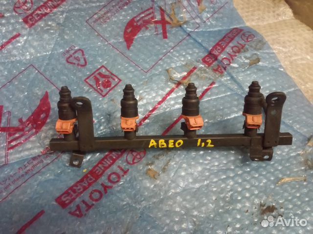 Топливная рампа форсунки рейка авео 1.2,Авео 1.2