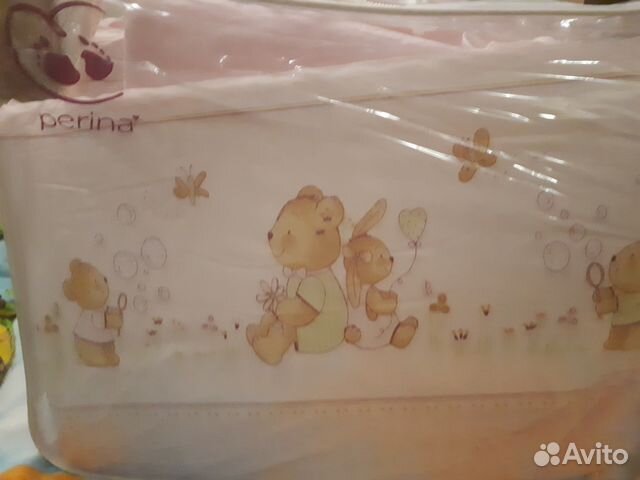 Комплект в кроватку: бортики,подушка,одеяло и т.д