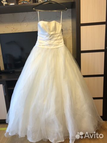 Свадебное платье с фатой и подъюбником To be Bride Свадебное платье с фатой и подъюбником To be Bride