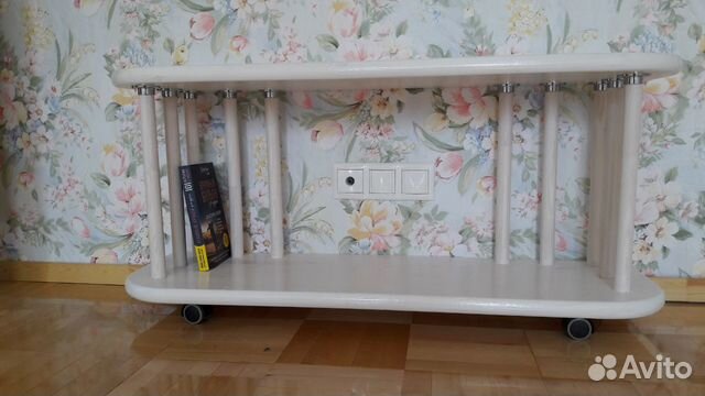 Тумба из массива сосны под TV