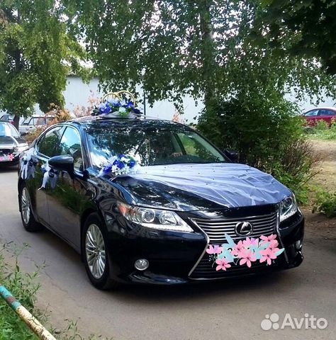 Украшение на свадебный автомобиль