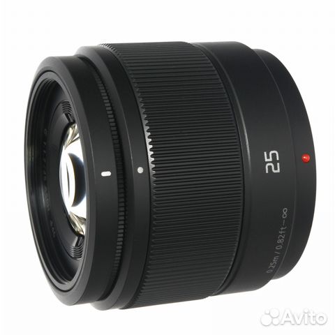 Panasonic Lumix H-H025E 25mm f/1.7 Panasonic Lumix H-H025E 25mm f/1.7