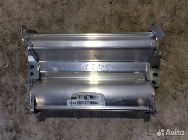 Подушка безопасности в торпедо Mercedes W164 W251 Подушка безопасности в торпедо Mercedes W164 W251