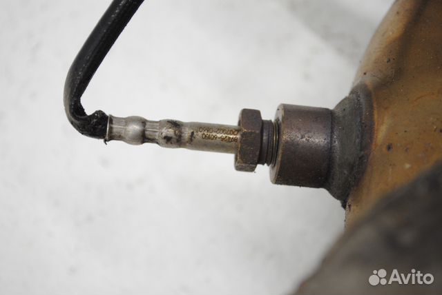 Труба приемная с катализаторами Toyota LC 200 Труба приемная с катализаторами Toyota LC 200