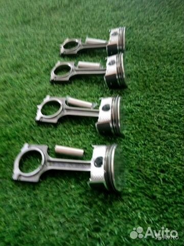 Поршни с шатунами Форд Мондео 2.0л