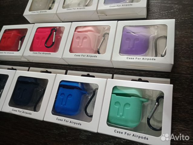 AirPods Чехол силиконовый с карабином AirPods Чехол силиконовый с карабином
