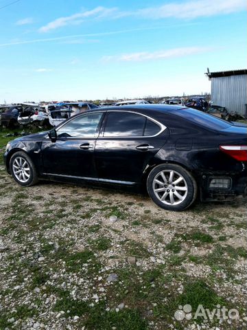 Lexus LS 4.3 AT, 2006, битый, 150 000 км Lexus LS 4.3 AT, 2006, битый, 150 000 км