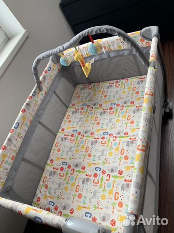 Манеж кровать из коллекции «друзья» mothercare